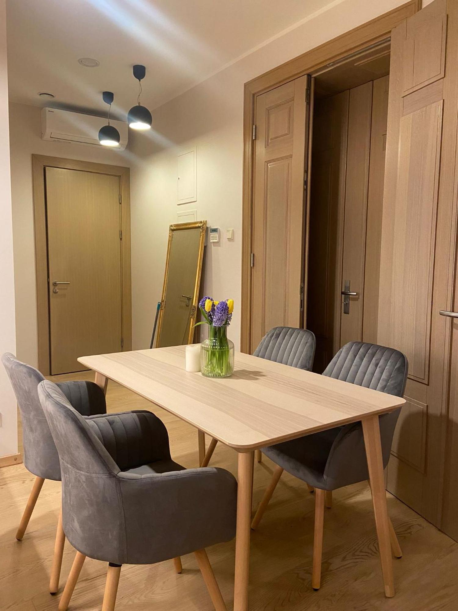 3 Bedroom Apartment In The Old/T Riga Ngoại thất bức ảnh